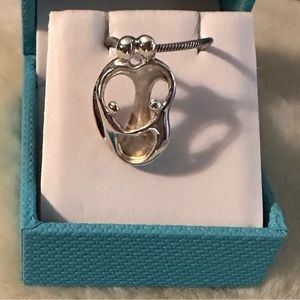 Sterling Silver Necklace with Family of 4 Pendant